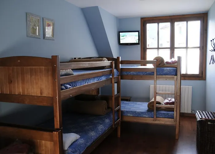 Borda Felices Vandrarhem Broto