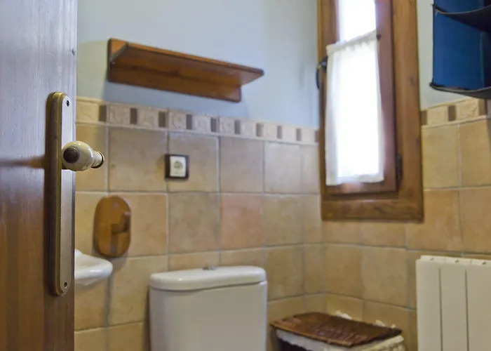 Borda Felices Vandrarhem Broto